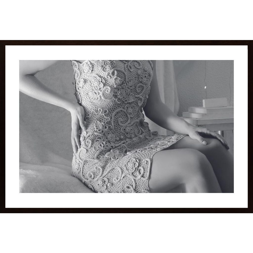 Beautiful Dress Vertical Affiche